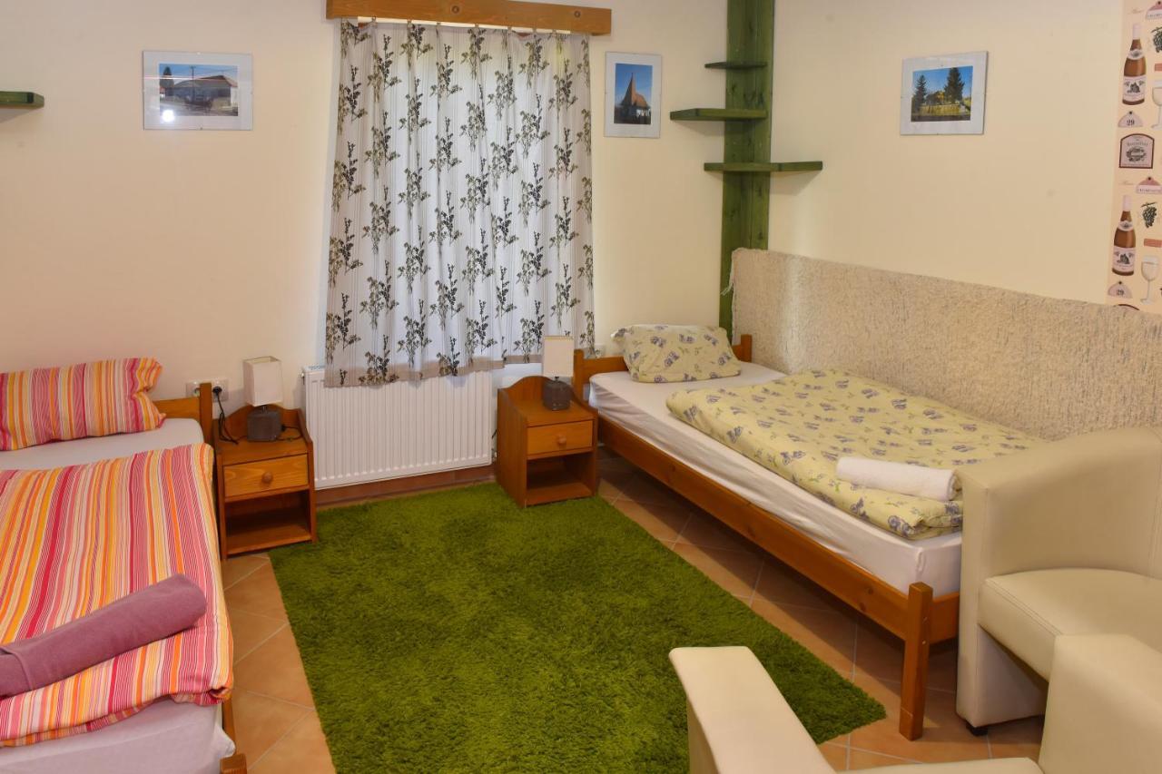 Nyakiglab Villa Szegi Zewnętrze zdjęcie